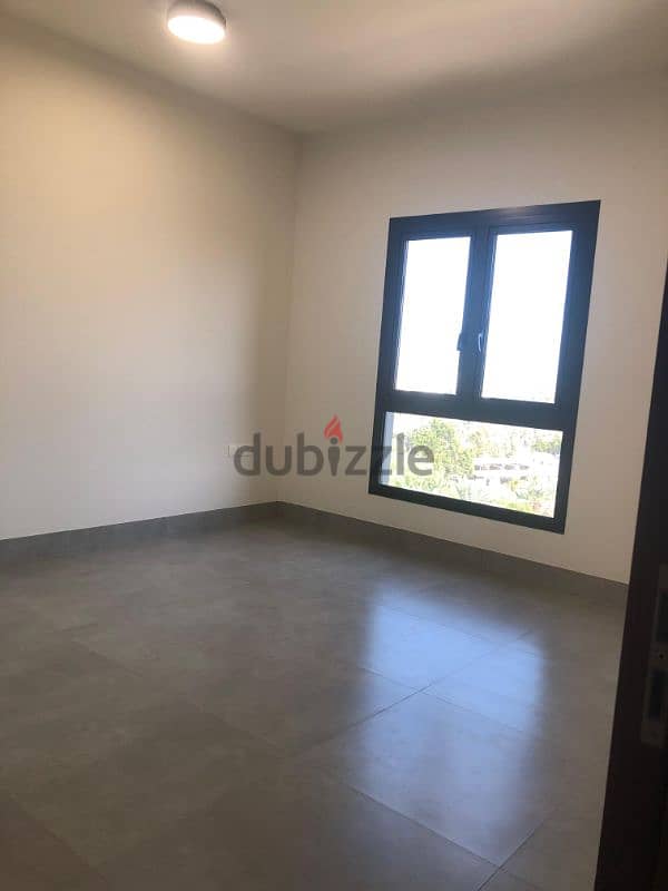 شقة للايجار (التفاصيل في الوصف) Flat for rent Details in description 5