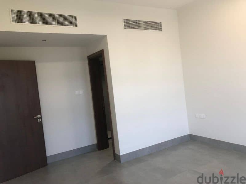 شقة للايجار (التفاصيل في الوصف) Flat for rent Details in description 6