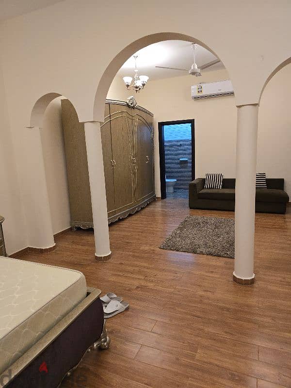 Furnished Apartment in alkhuwair33 6