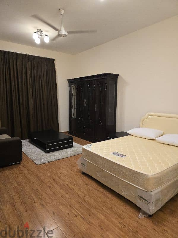 Furnished Apartment in alkhuwair33 11