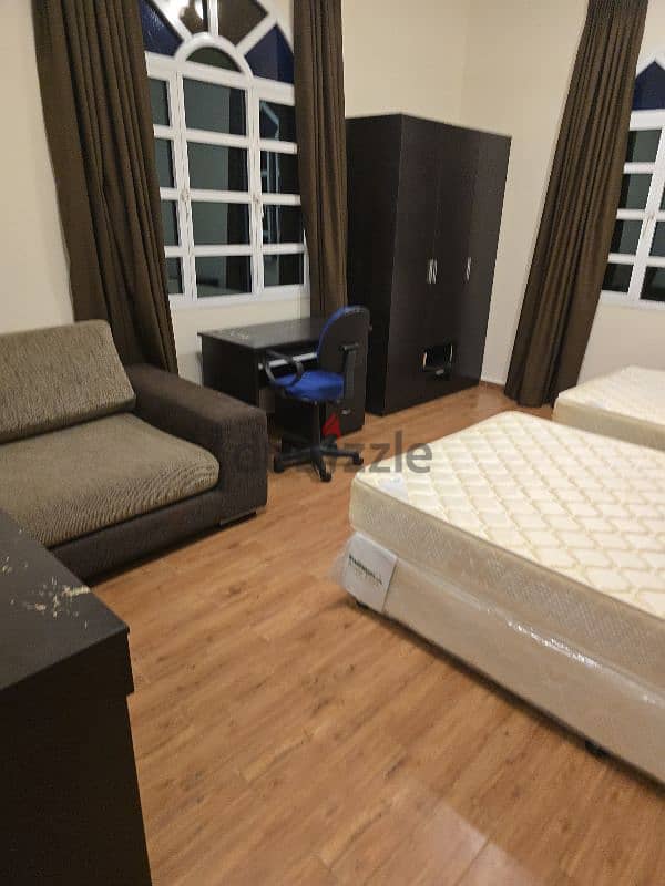 Furnished Apartment in alkhuwair33 18