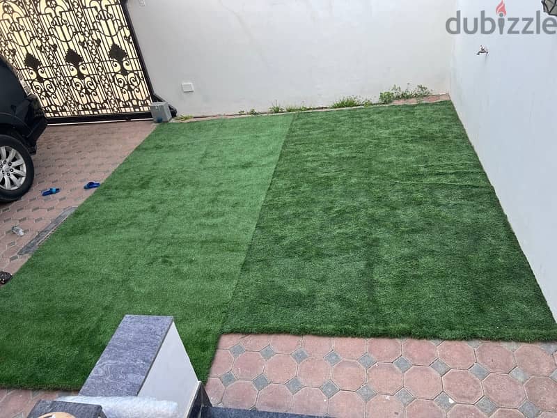 Artificial grass two pieces 4.30m x 4 m 0