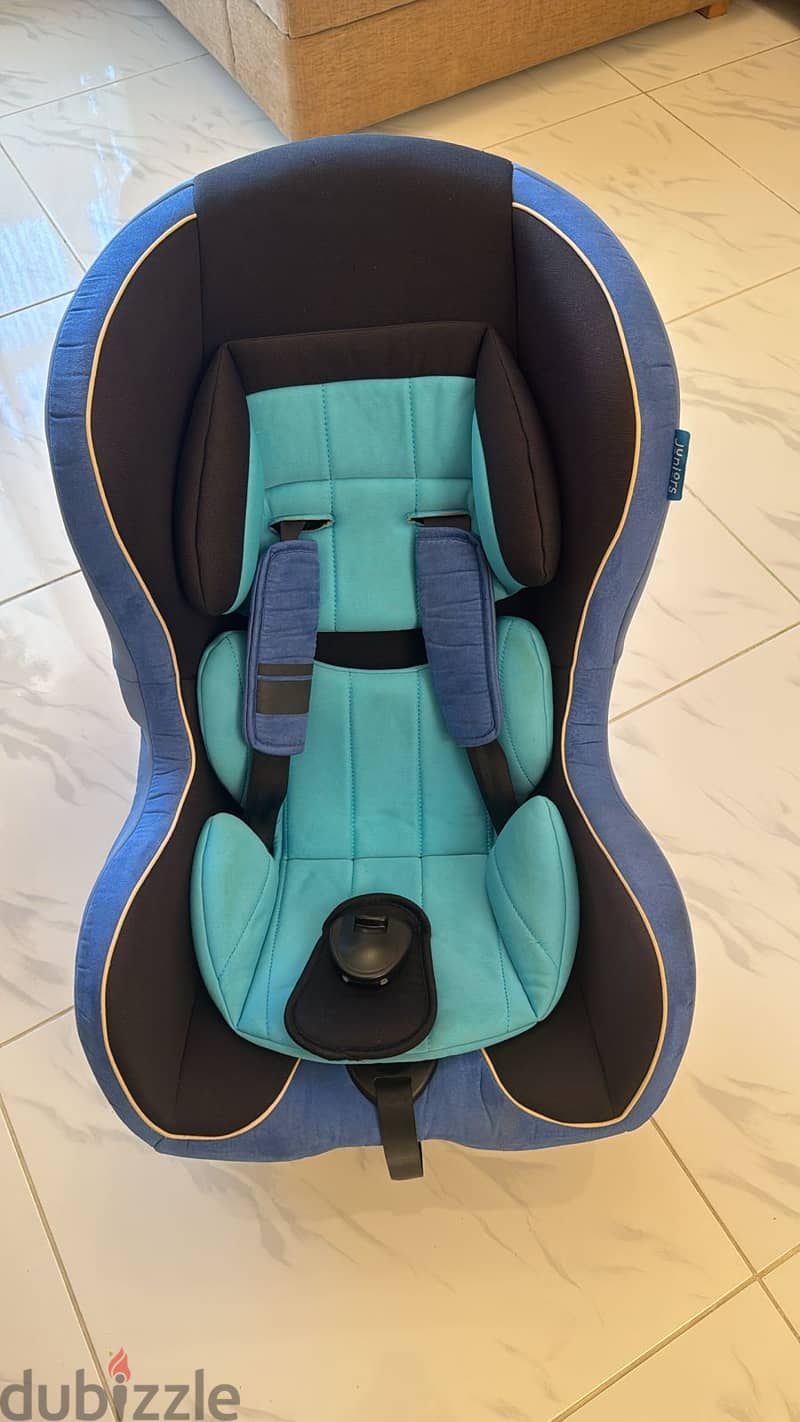 CAR SEAT 1