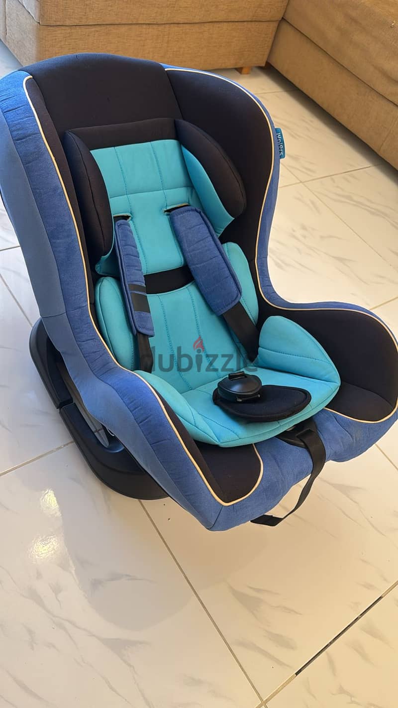 CAR SEAT 2