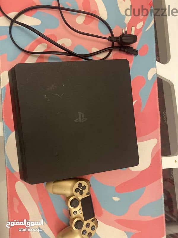 Playstation 4 slim jet black with 2 controllers orginal interested 2