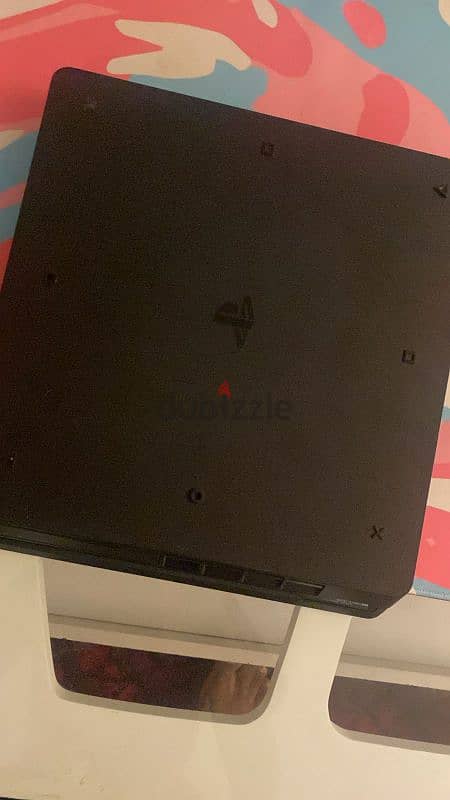 Playstation 4 slim jet black with 2 controllers orginal interested 4