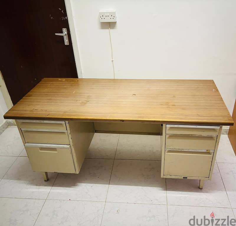 Table for sale 0