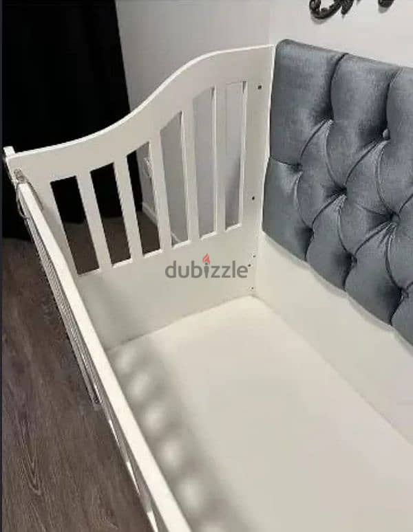 LUXURY WOODEN CONVERTIBLE BABY BED 2