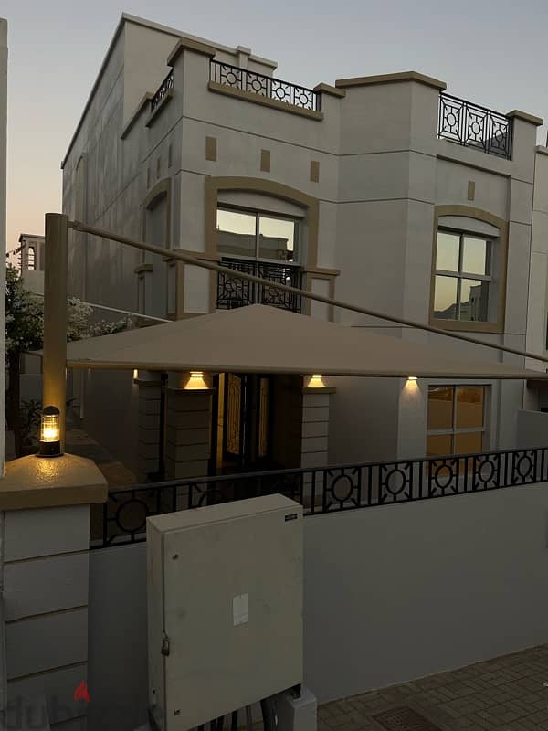 فيلا للإجار في بوشر حي المنى  villa for rent in bousher 2