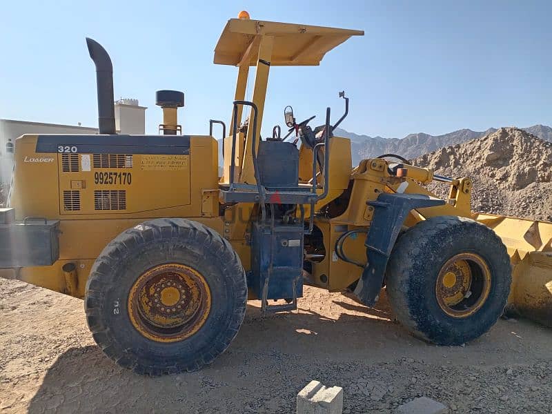 komatsu-320 wheel loader. model 2007 for sale 1