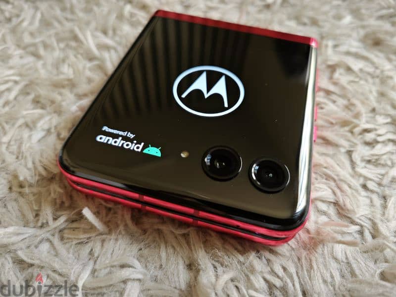 Extremely Fast Motorola RAZR 40 Ultra 256GB 5G Red Like Brand New 10