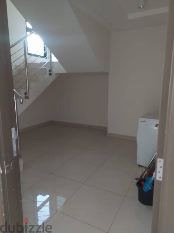 ADV141*3BHK villa for rent in tawi zain al hail 12