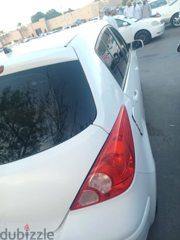 Nissan Tiida 2013 0