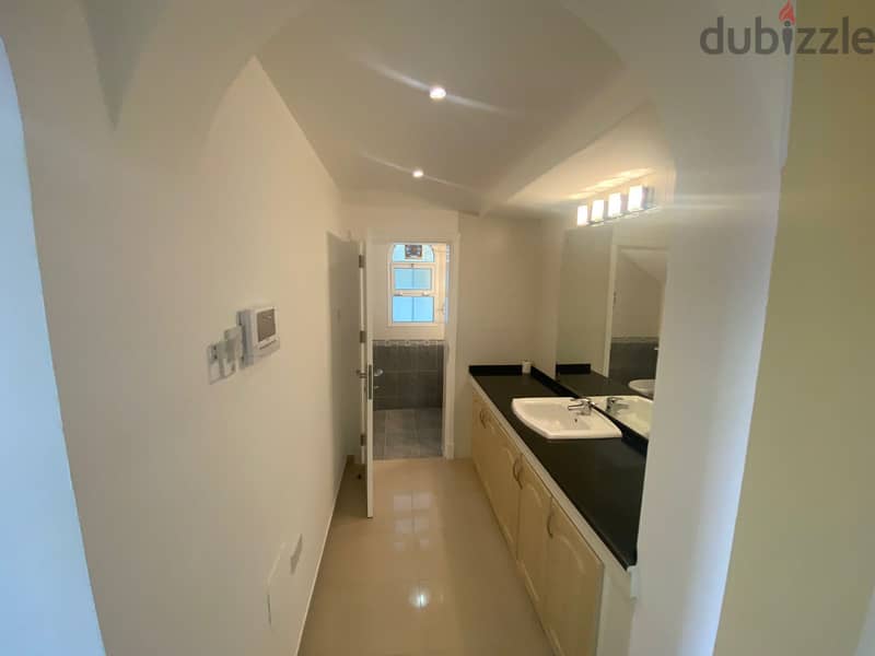 For Rent 7 Bhk + 1 Villa In Al Gubara North 16