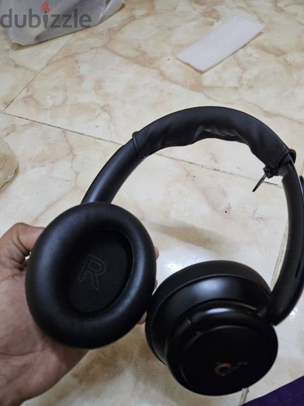 Anker q30 Hybrid noise cancelling headphone 2