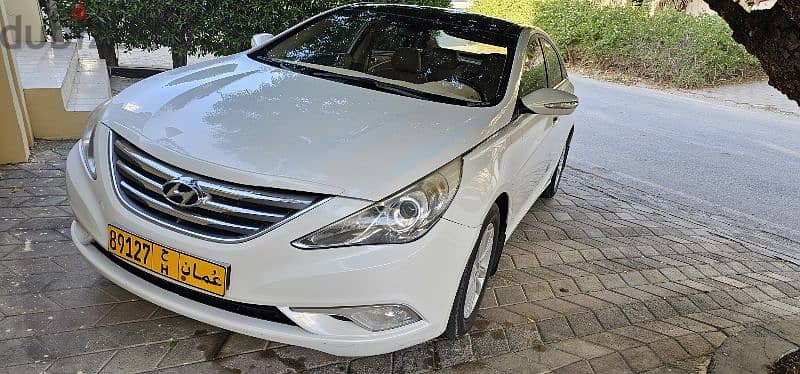 Hyundai Sonata 2011 0