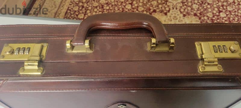 small brief case Samsonit 6