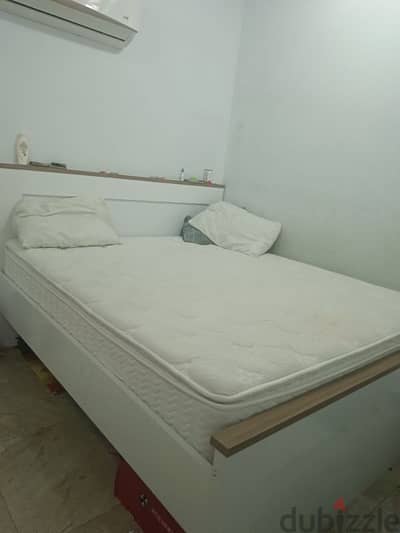 bed and mattress , queen size