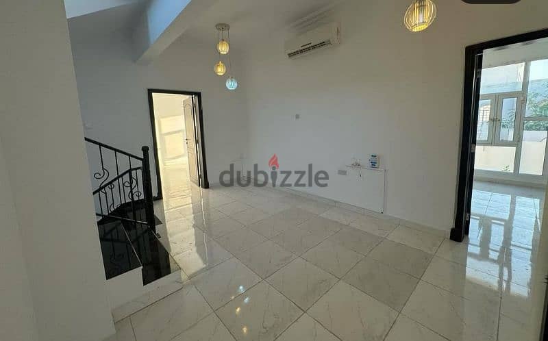 6 BHK compound villa for rent in Al hail north near Al mouj 7