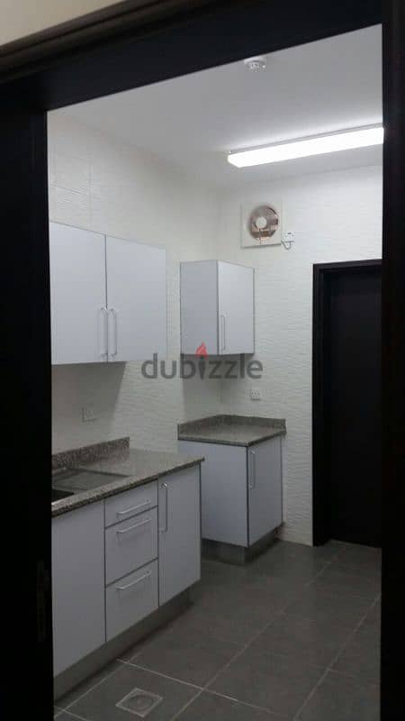 lovey flat in telal al qurum شقه جميله في تلال القرم 2