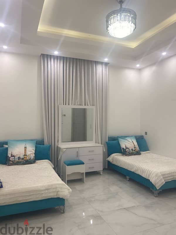 Glamour Chalet جلامر شاليه بسعر مخفض 5