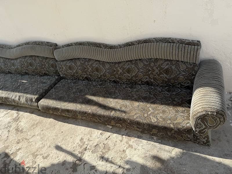 majlis sofa 4