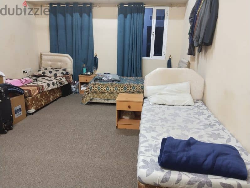 Executive bachelor bed space available for rent in Ruwi near Bus stop 1