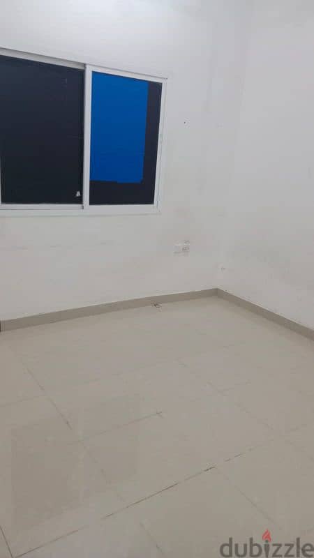 SINGLE ROOM FOR RENT 1