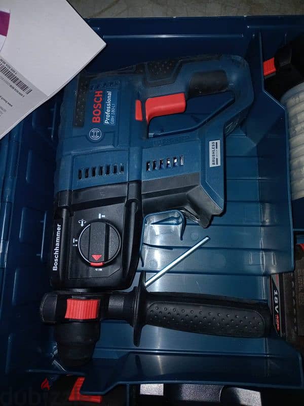 urgent For sale Bosch chargeable Hilty drill Machine 0