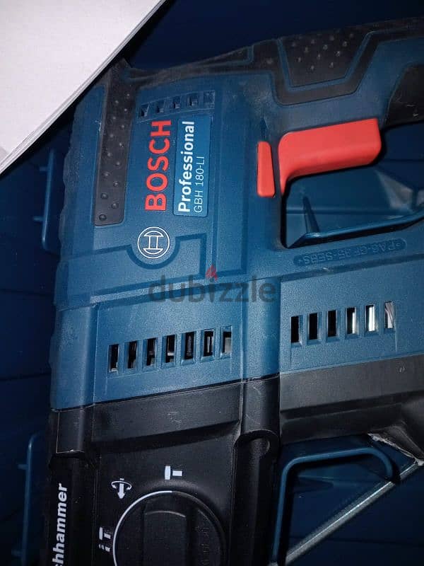 urgent For sale Bosch chargeable Hilty drill Machine 1