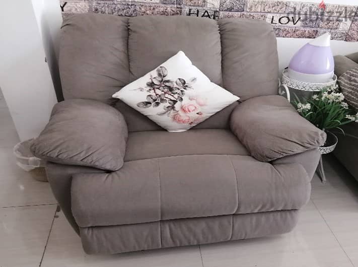 Recliner Chair/ Sofa 0