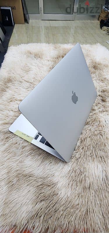 MacBook Air 2020 i7 1