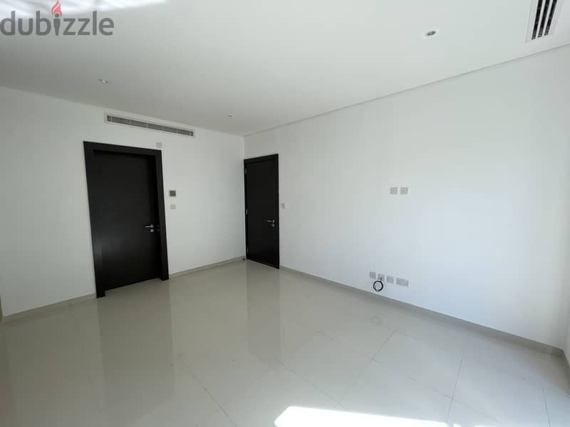 6 Bedroom Villa for Rent in Al Mouj 2