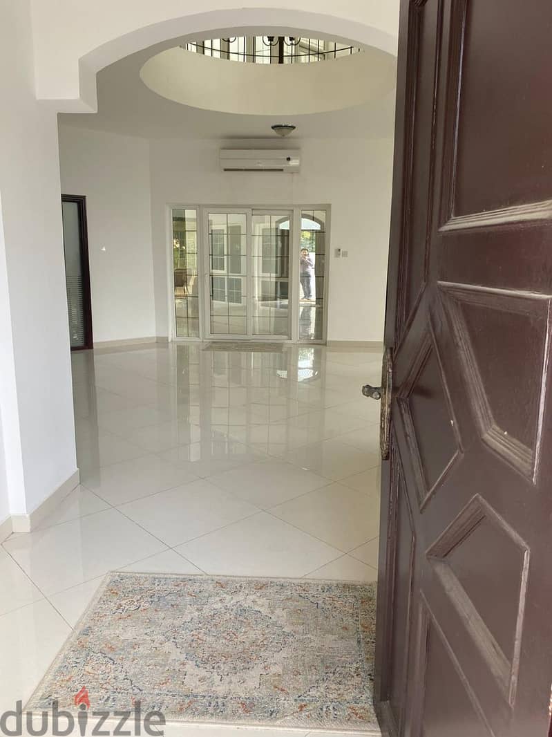 villa for rent in bowhser can contact both numbers 98850159 2