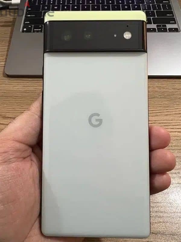 للبيع او البدل هاتف google pixel 6 4