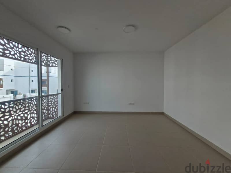 4 BR + Maid’s Room Villa in Al Bustan Close to the Beach 6