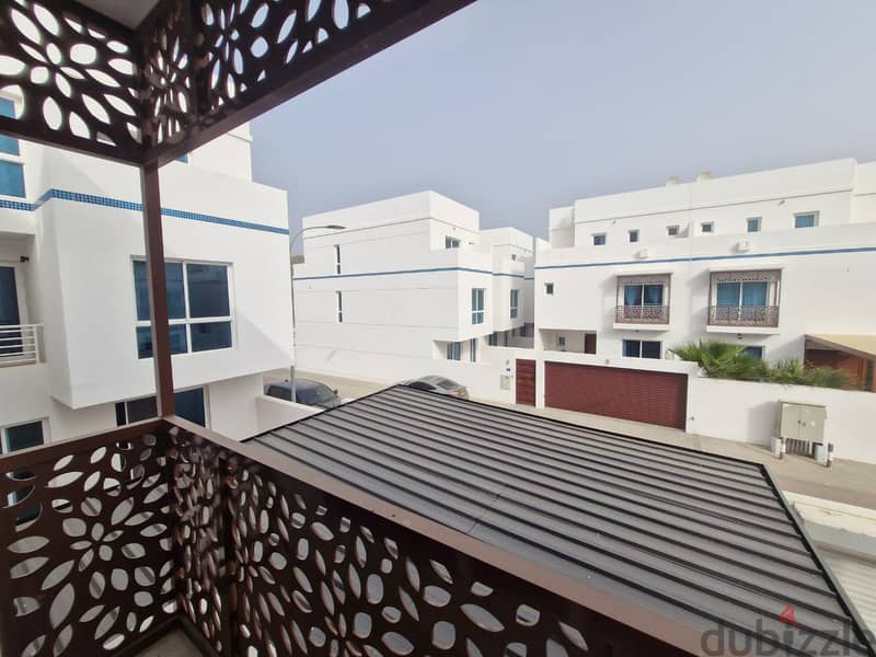 4 BR + Maid’s Room Villa in Al Bustan Close to the Beach 7