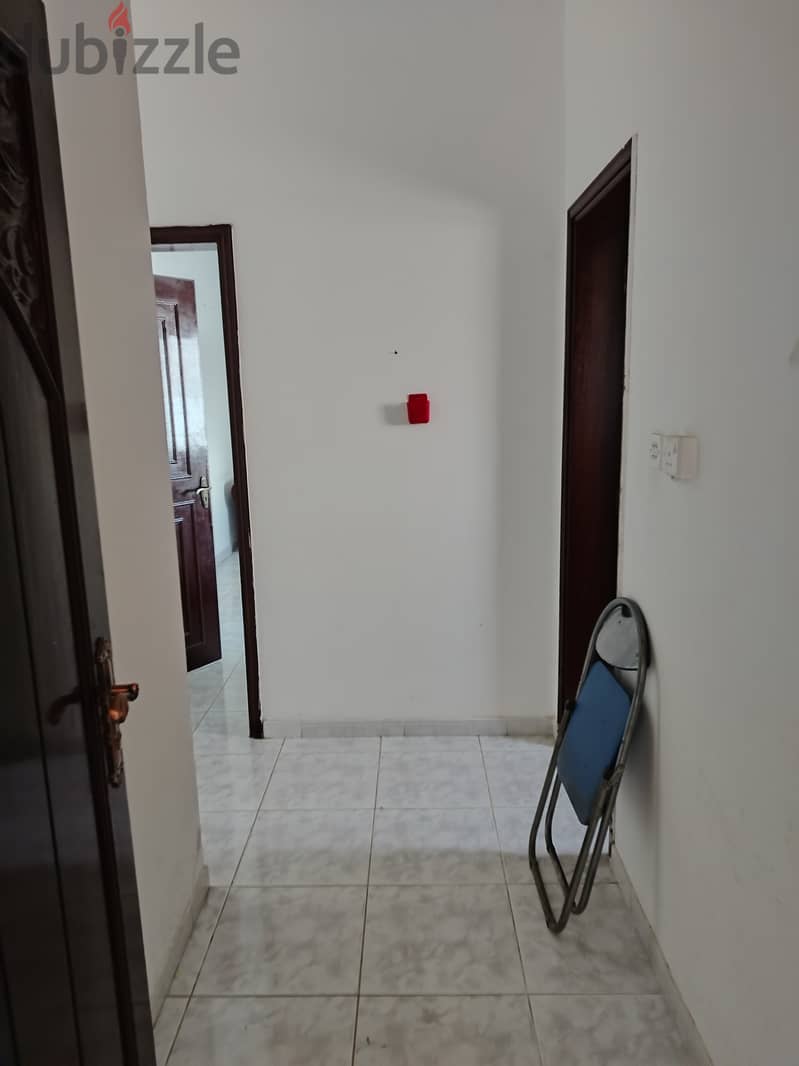 Al Khuwair ! 1 BHK Specious Family Flat at AL Khuwair33 near Technical 4