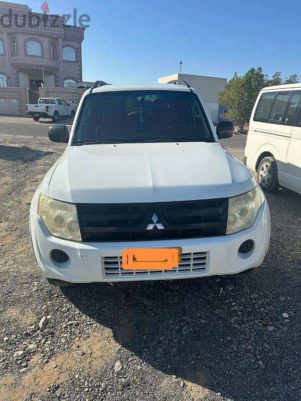 mitsubishi pajero 2012 model 0