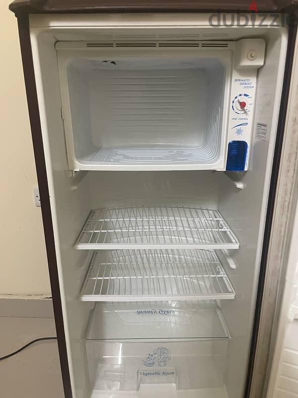 Sanyo- Refrigerator/ freezer 2