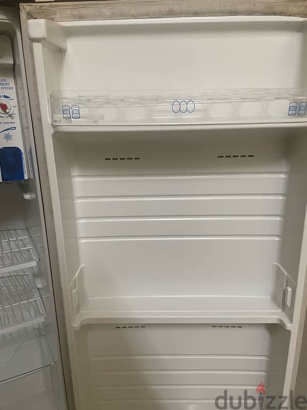 Sanyo- Refrigerator/ freezer 3