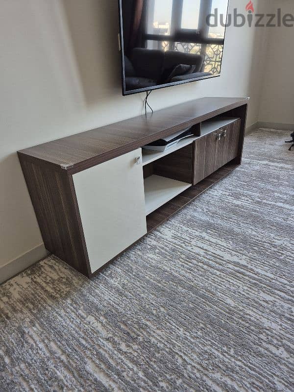 TV unit for sale 1