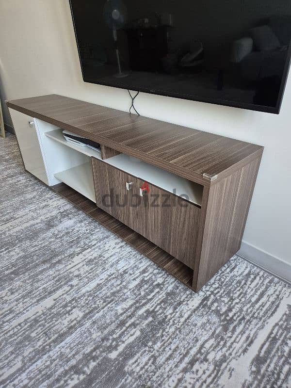 TV unit for sale 2