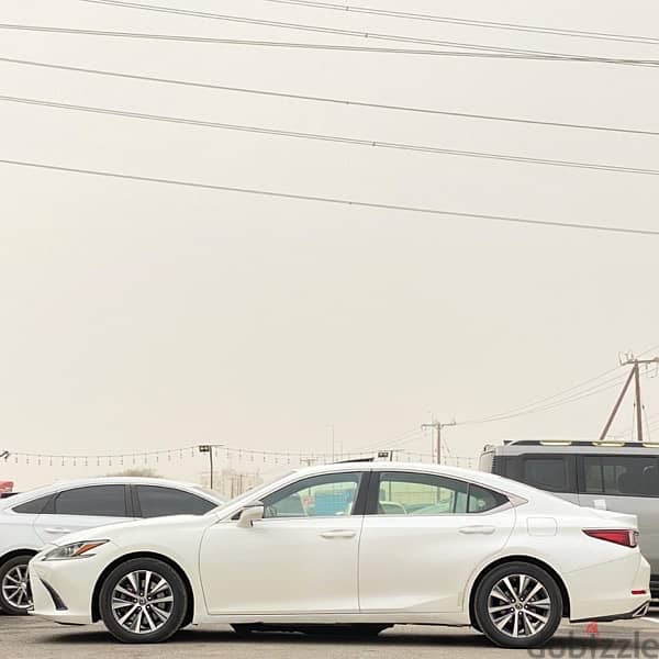 Lexus ES 350 2019 0