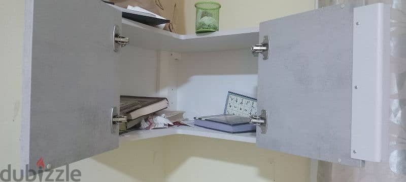 wall mounted shelf/ rack 1