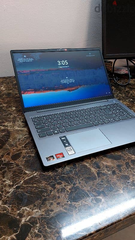 Superfast and very reliable lenovo ideapad 3.  With amd graphics. 7