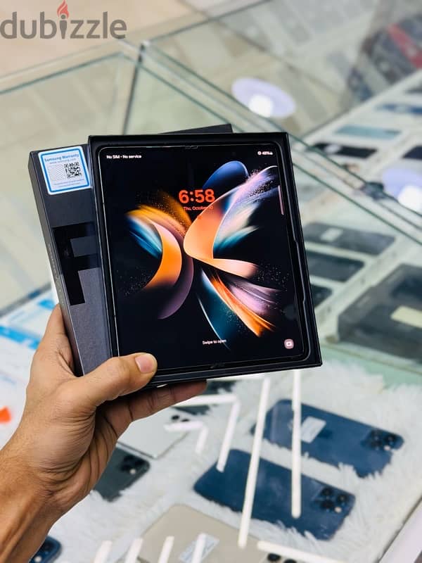 samsung galaxy z fold 4 | 256G  |  great condition 3