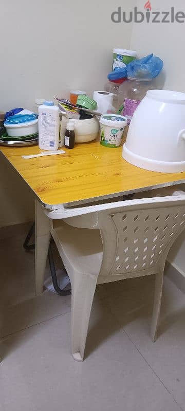 TABLE AND 2 CHAIR FOR SALE 0