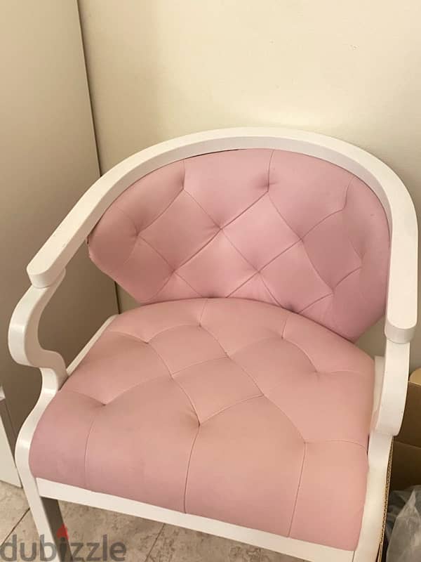 pink white chair 0