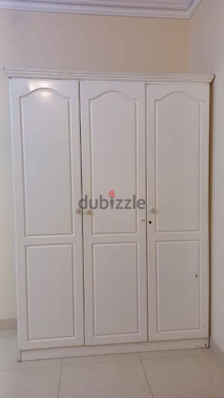 2 cupboards wardrobe for sale 1